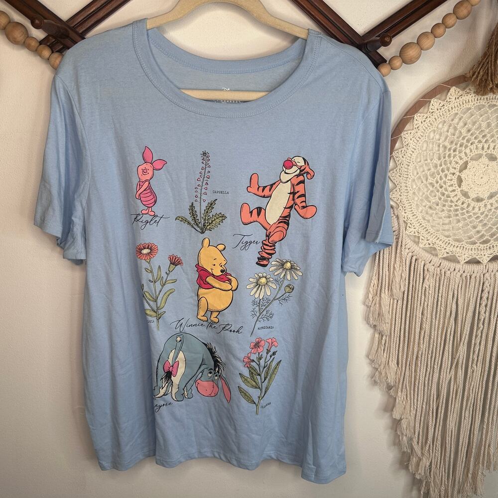Disney Winnie the Pooh Floral Graphic T